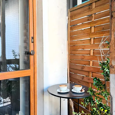 Elegant And Cozy With Balcony, In The Heart Of *